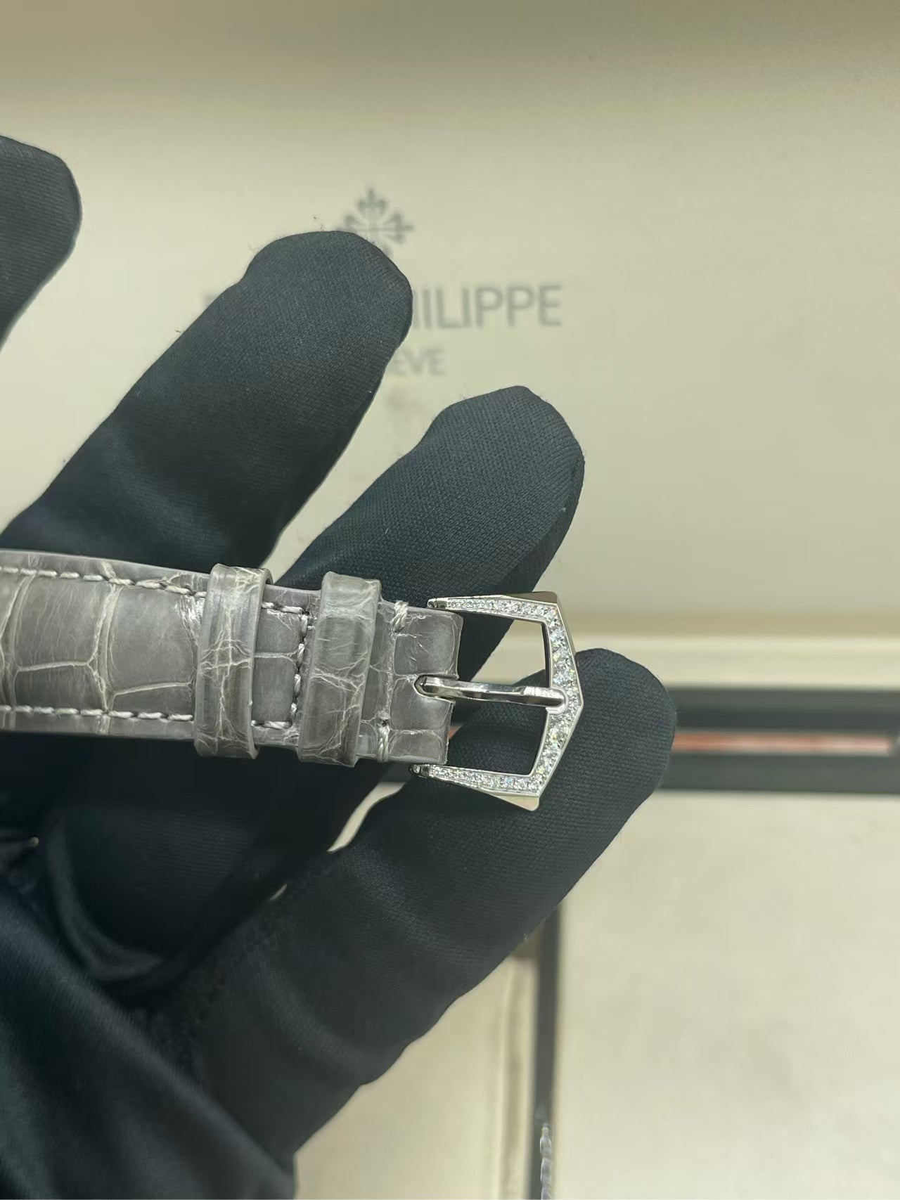 Patek Philippe 4937G-001