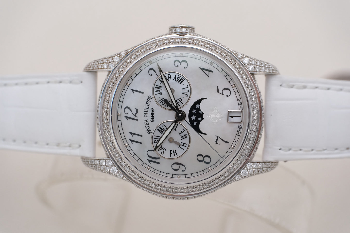Patek Philippe 4937G-001