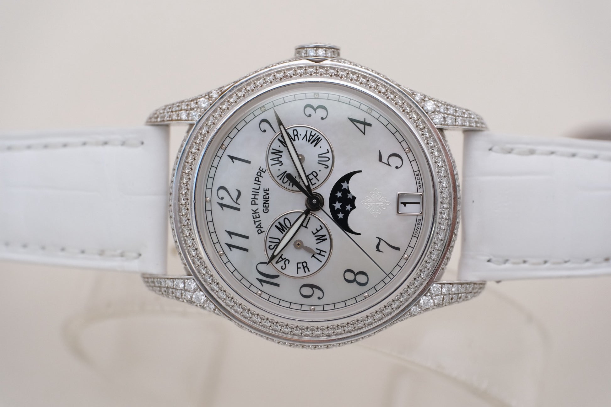 Patek Philippe 4937G-001