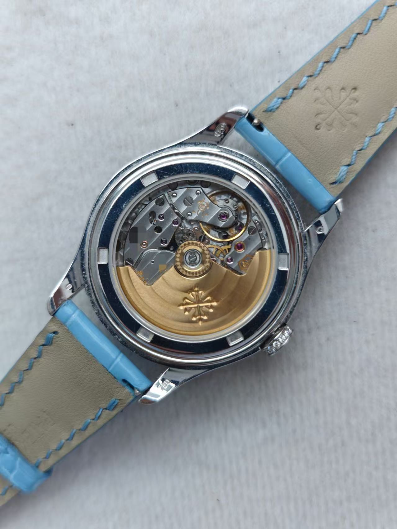 Patek Philippe 4937G-001