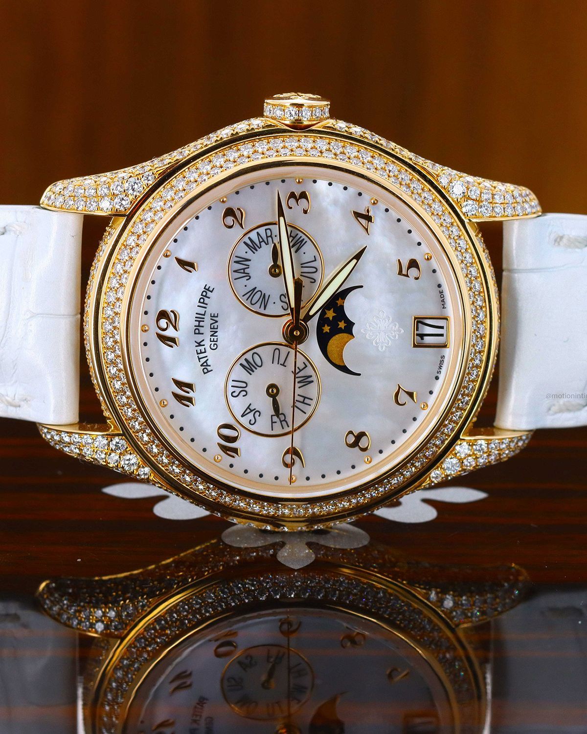 Patek Philippe 4937R-001