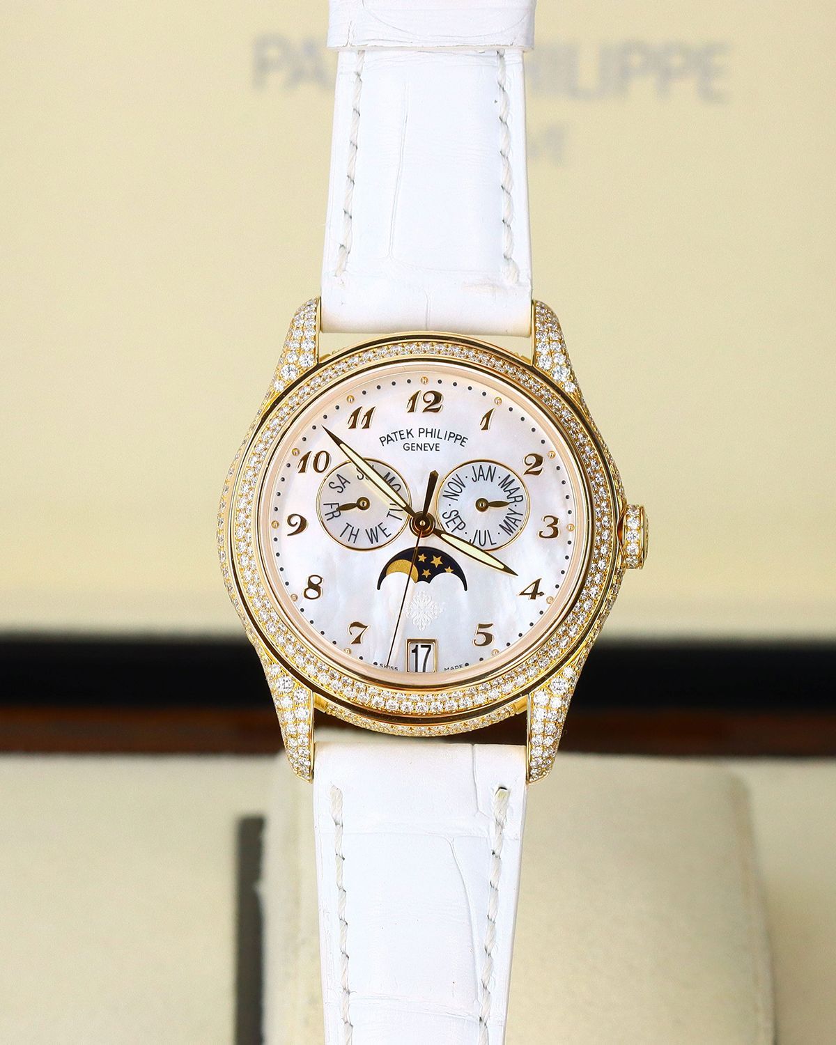 Patek Philippe 4937R-001