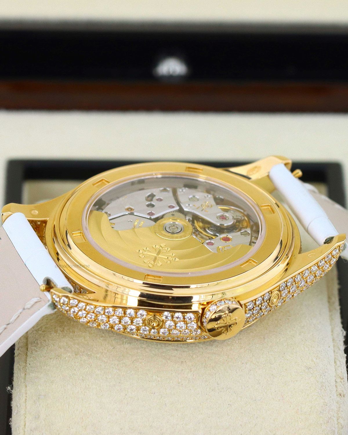 Patek Philippe 4937R-001