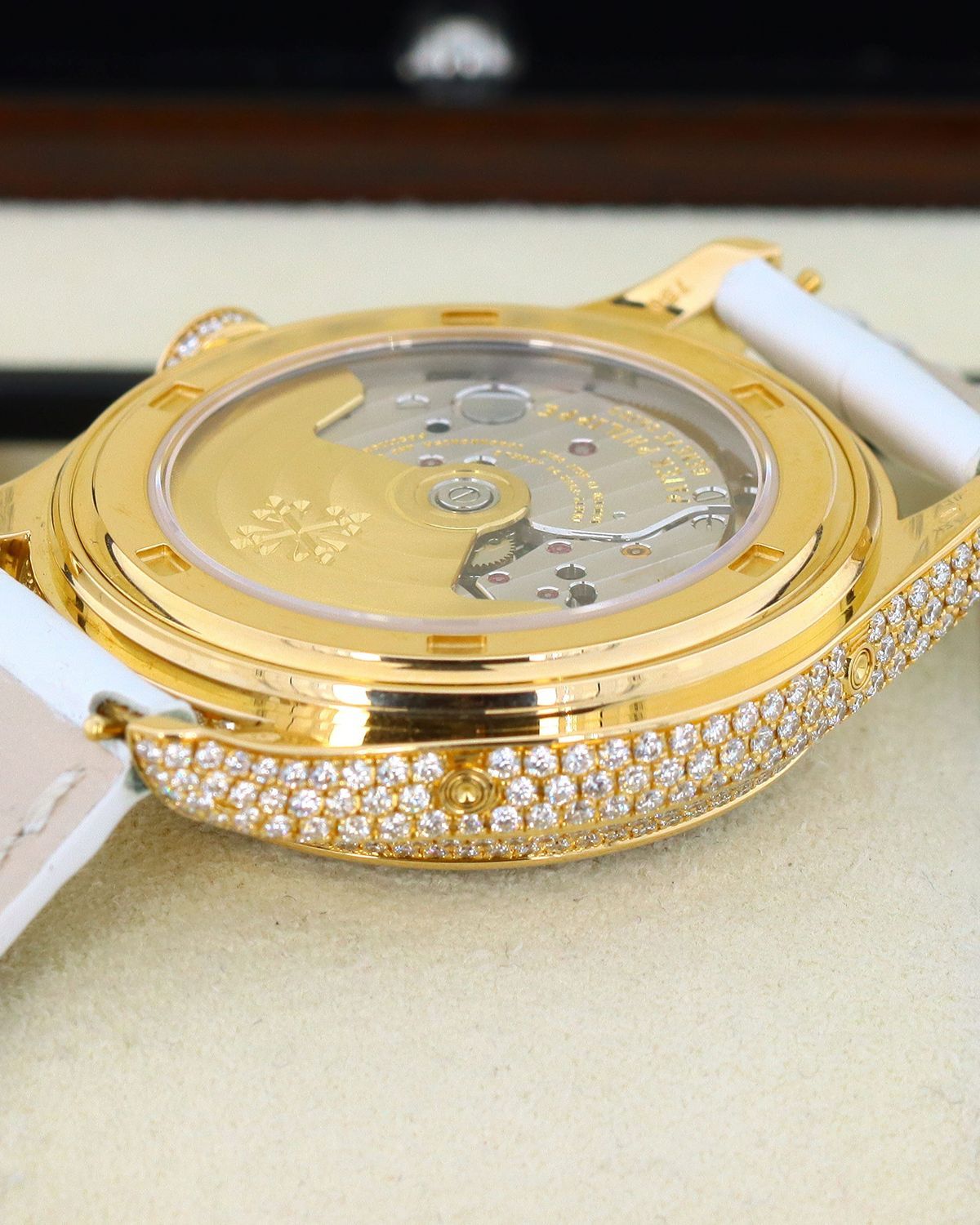 Patek Philippe 4937R-001