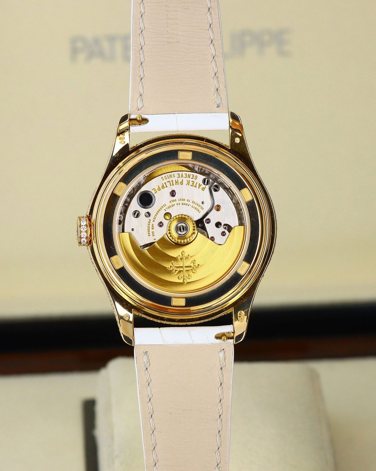 Patek Philippe 4937R-001