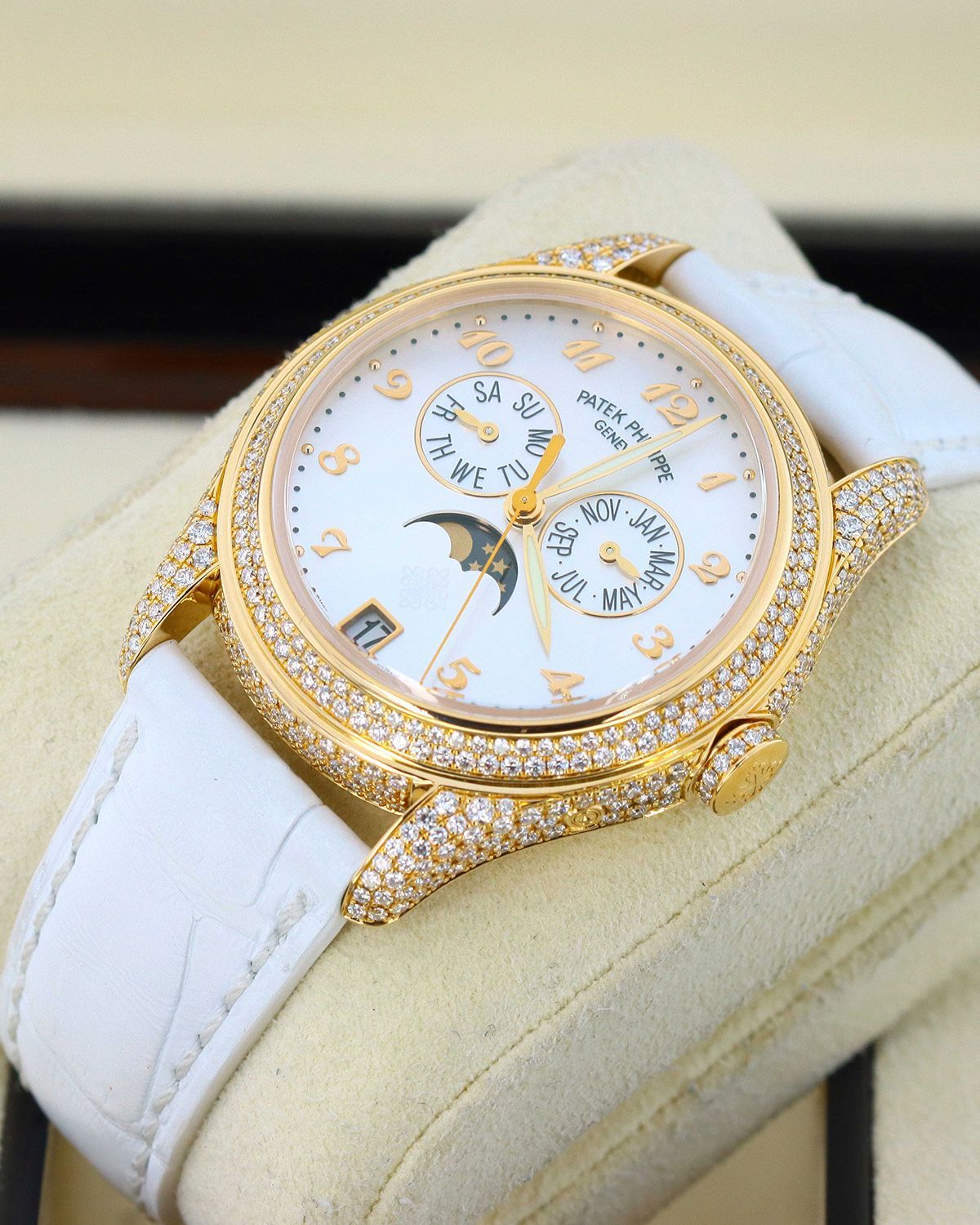 Patek Philippe 4937R-001