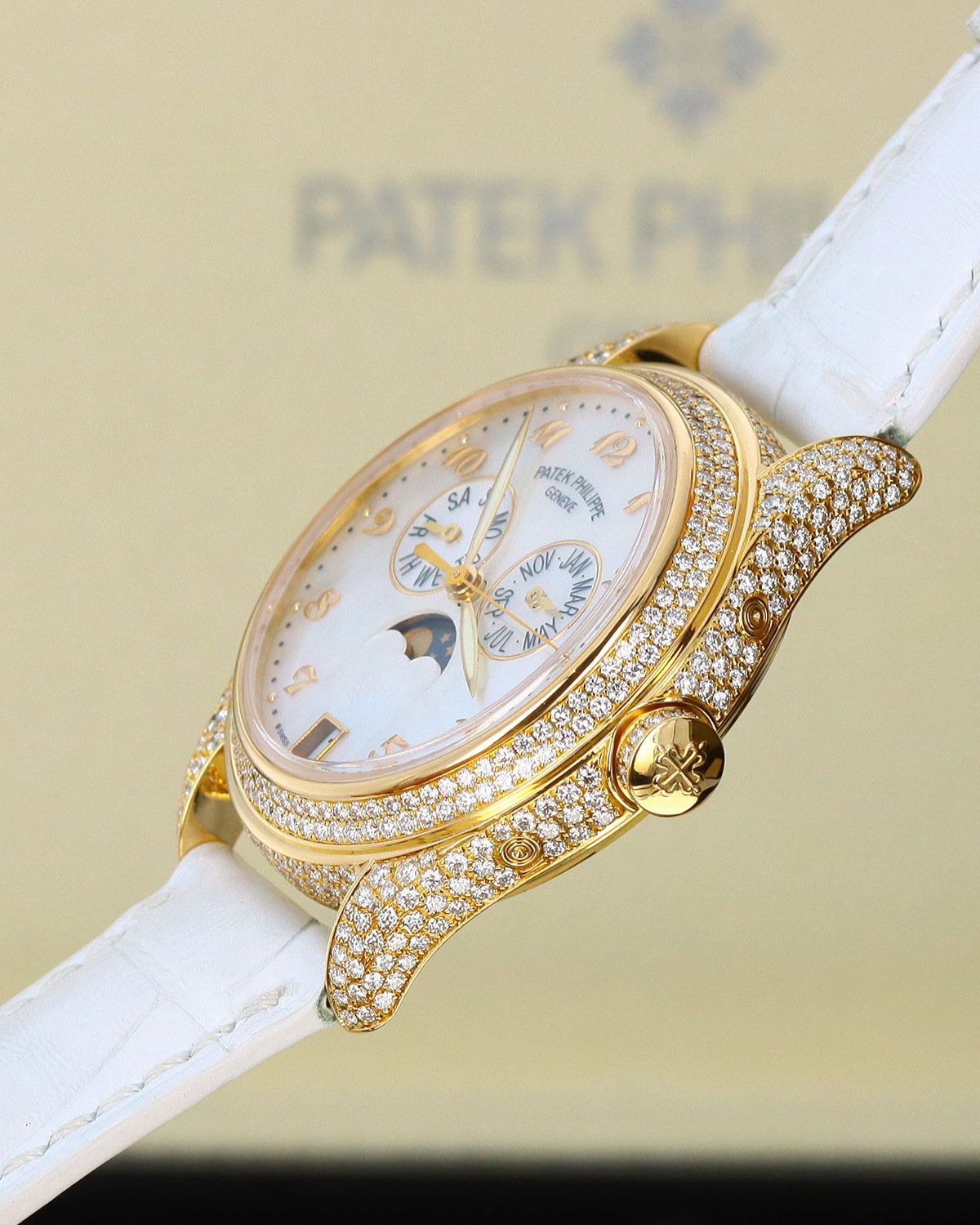 Patek Philippe 4937R-001