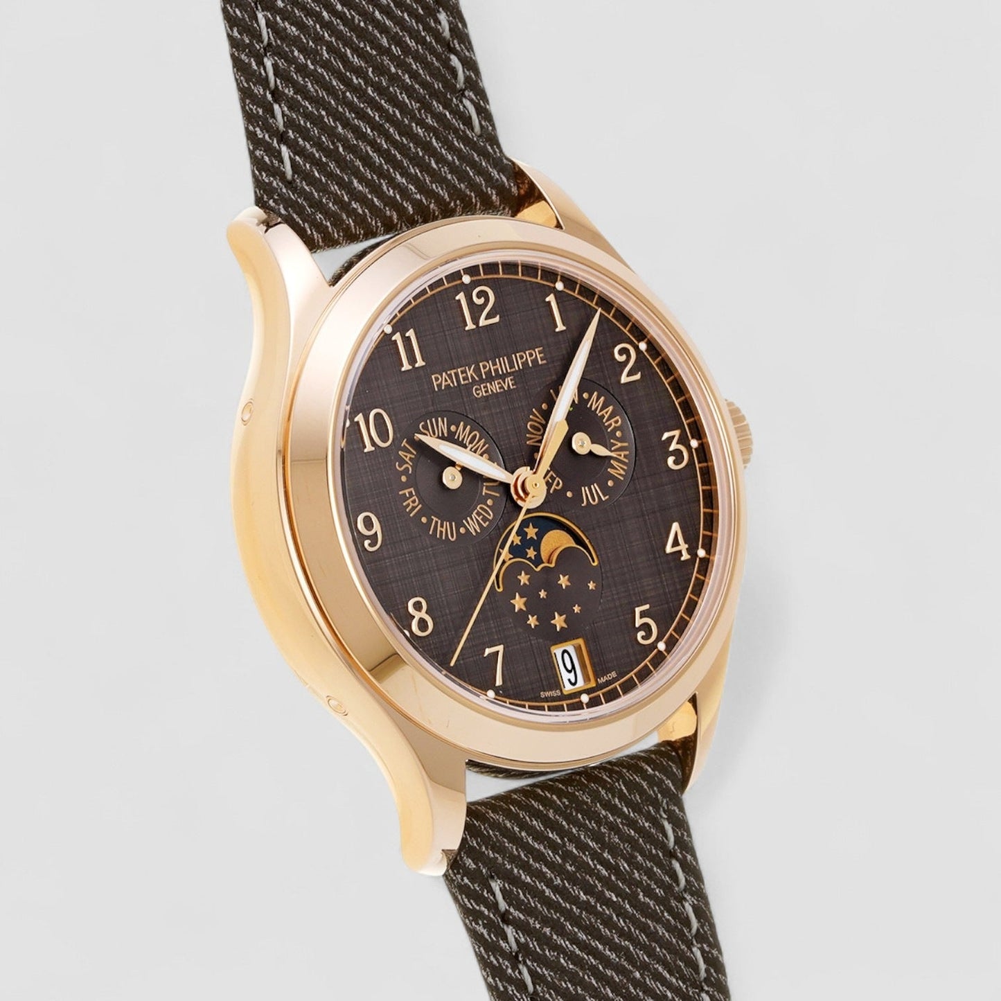Patek Philippe 4946R-001
