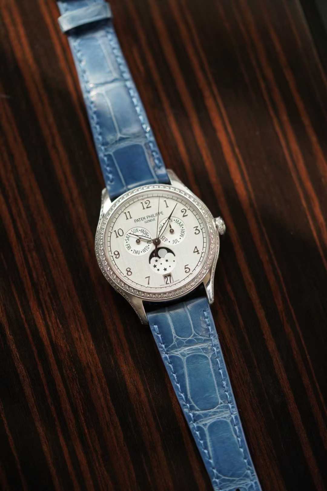 Patek Philippe 4947G