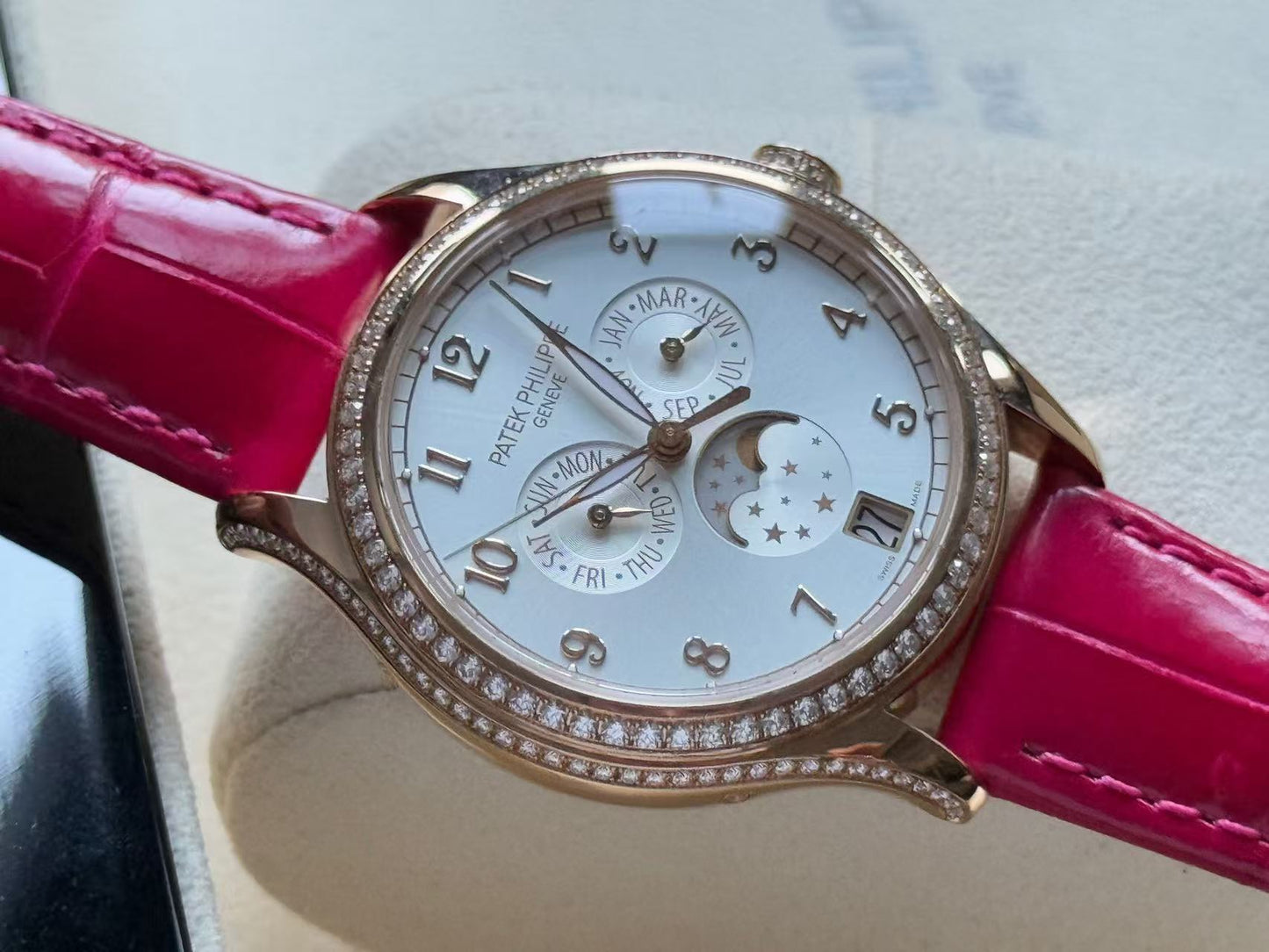 Patek Philippe 4947R-001