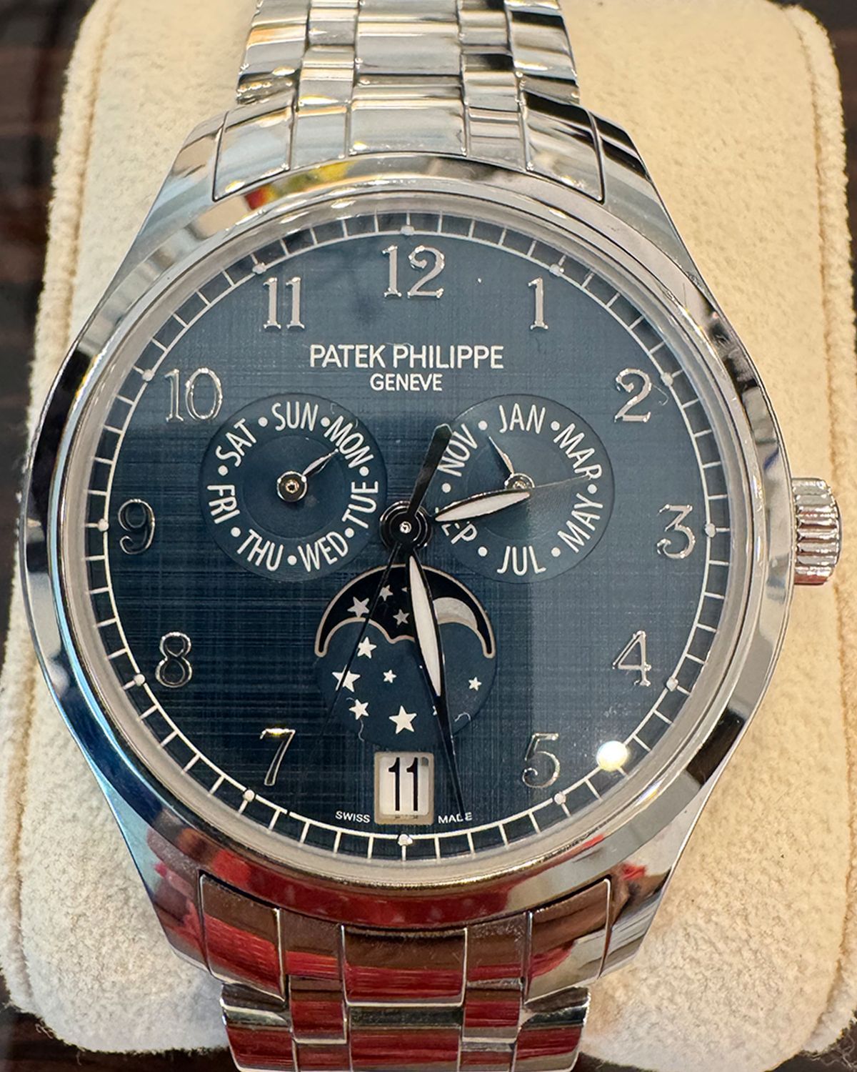 Patek Philippe 4947/1A-001