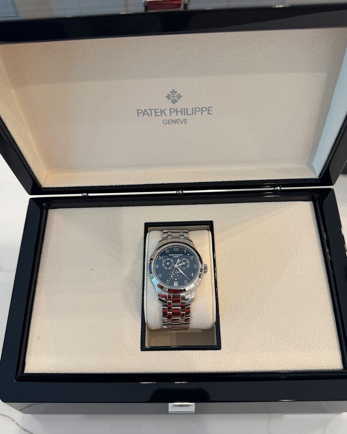 Patek Philippe 4947/1A-001