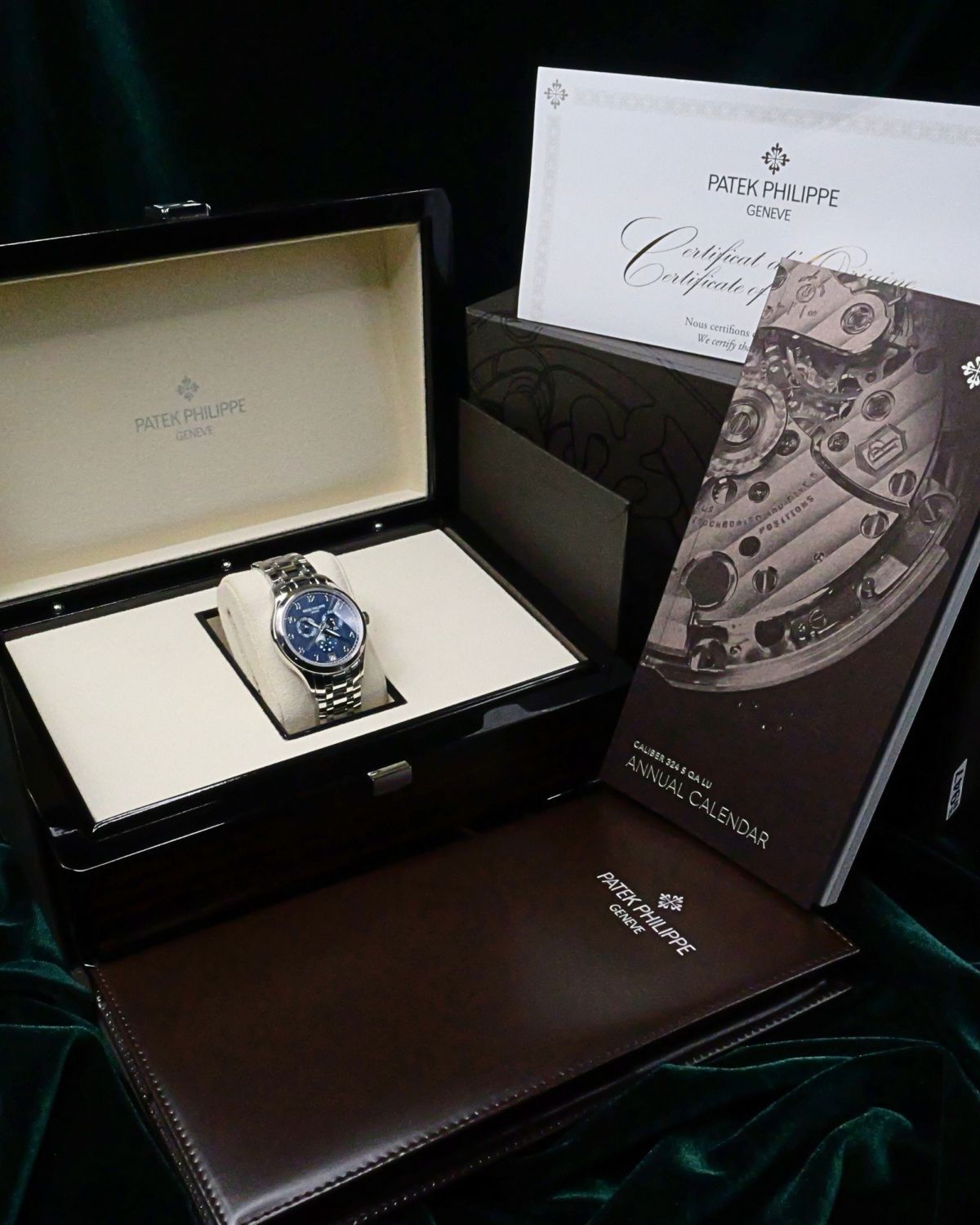 Patek Philippe 4947/1A-001