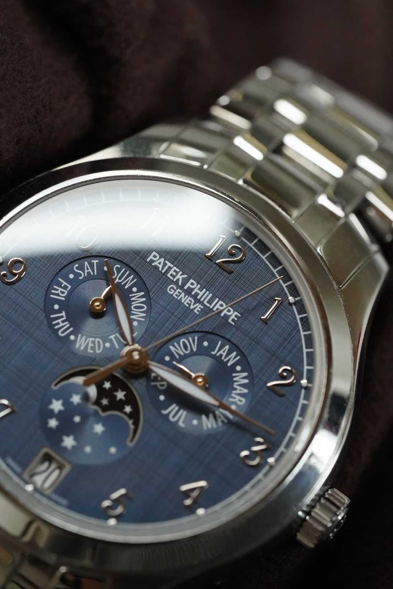 Patek Philippe 4947/1A-001