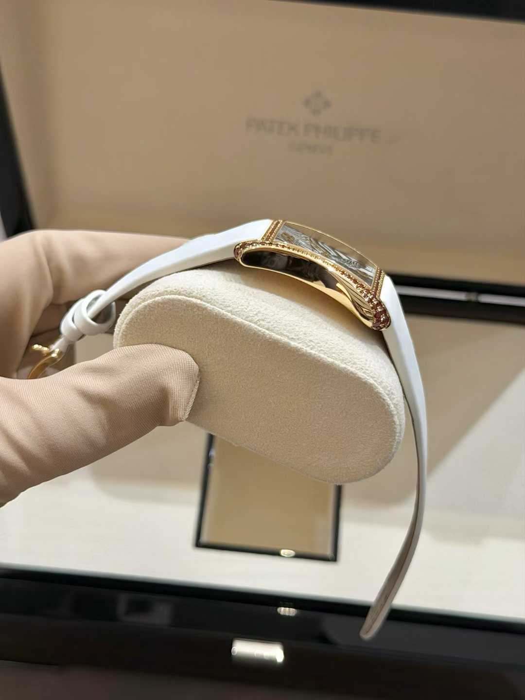 Patek Philippe 4962/200R-010
