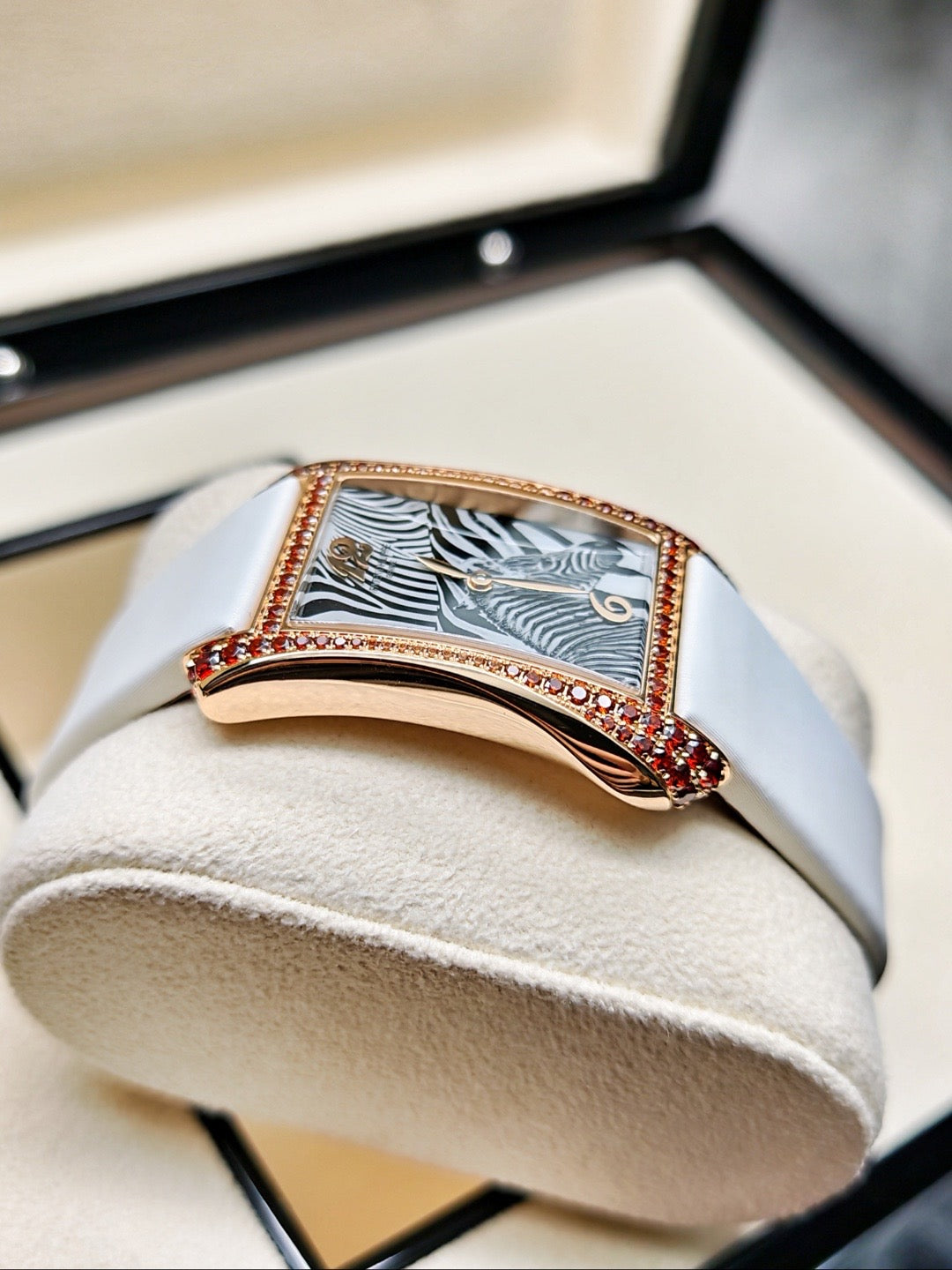 Patek Philippe 4962/200R-010