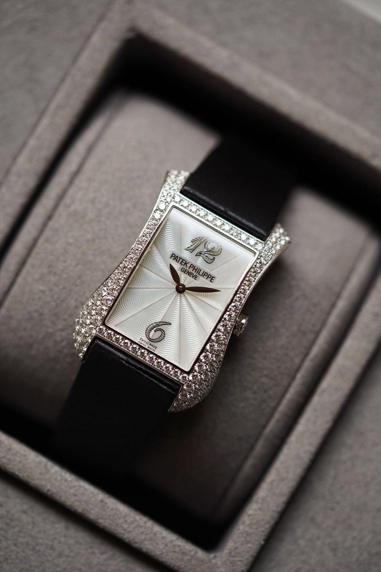 Patek Philippe 4973G