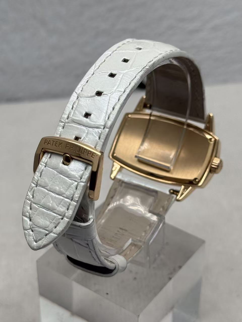 Patek Philippe 4980R-001