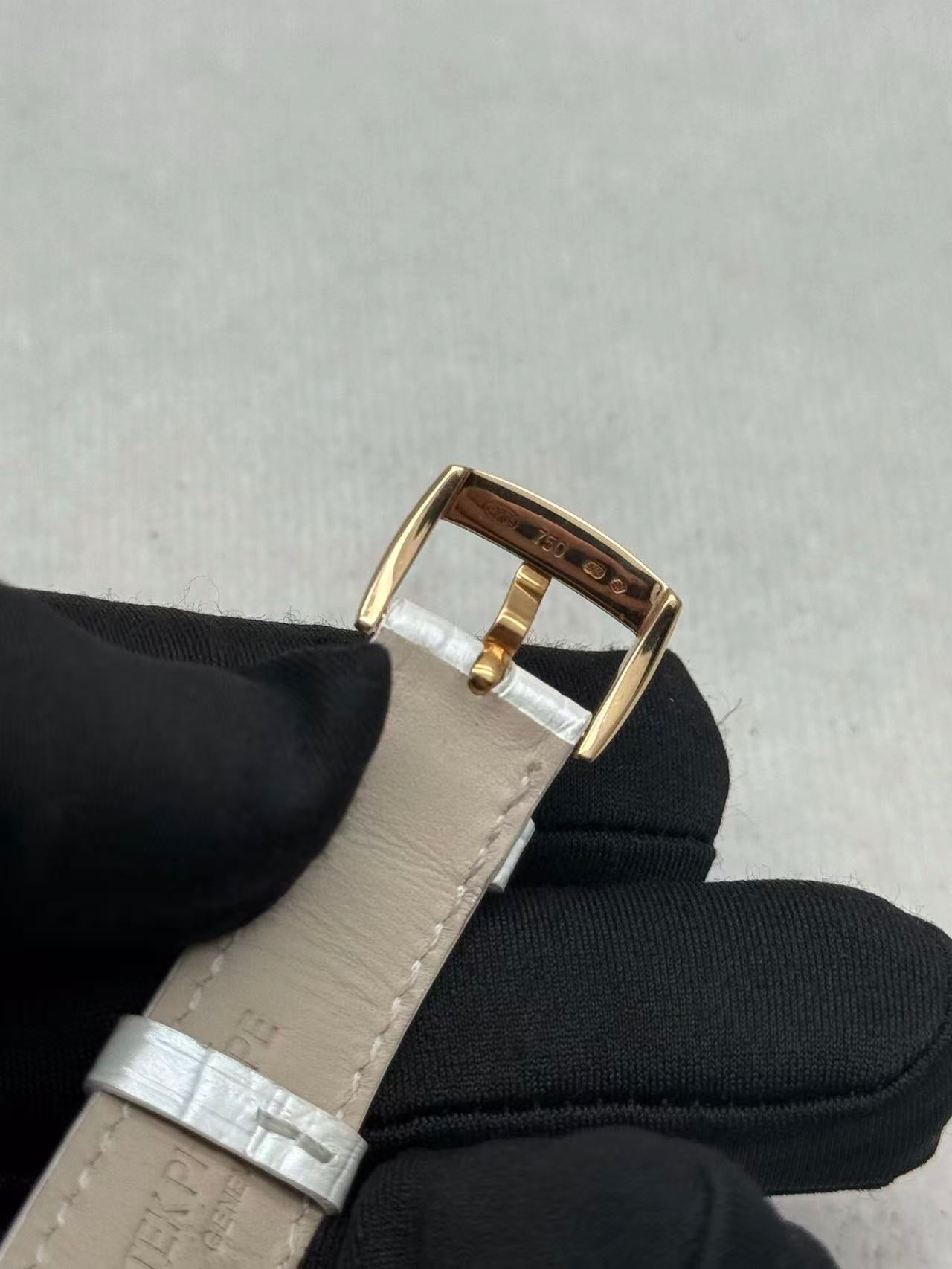 Patek Philippe 4980R-001