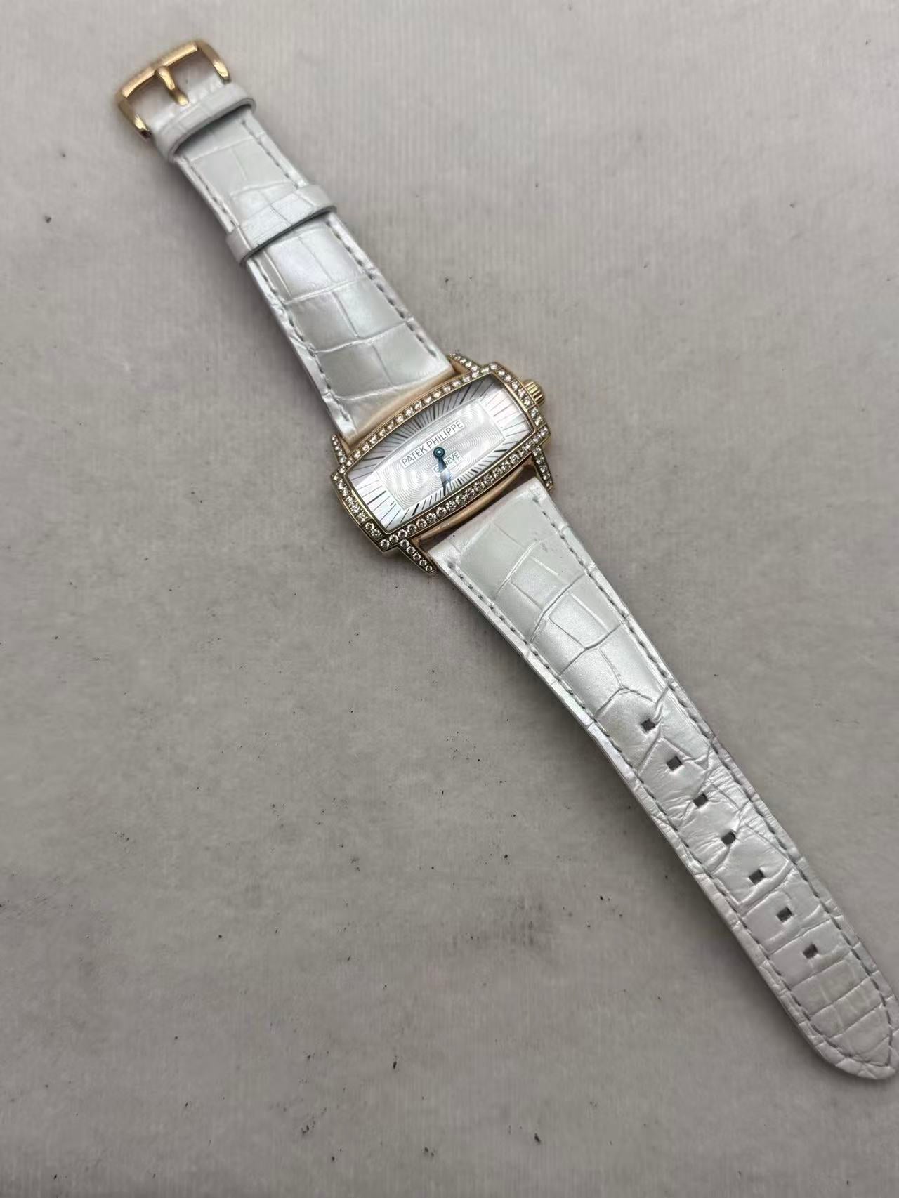 Patek Philippe 4980R-001
