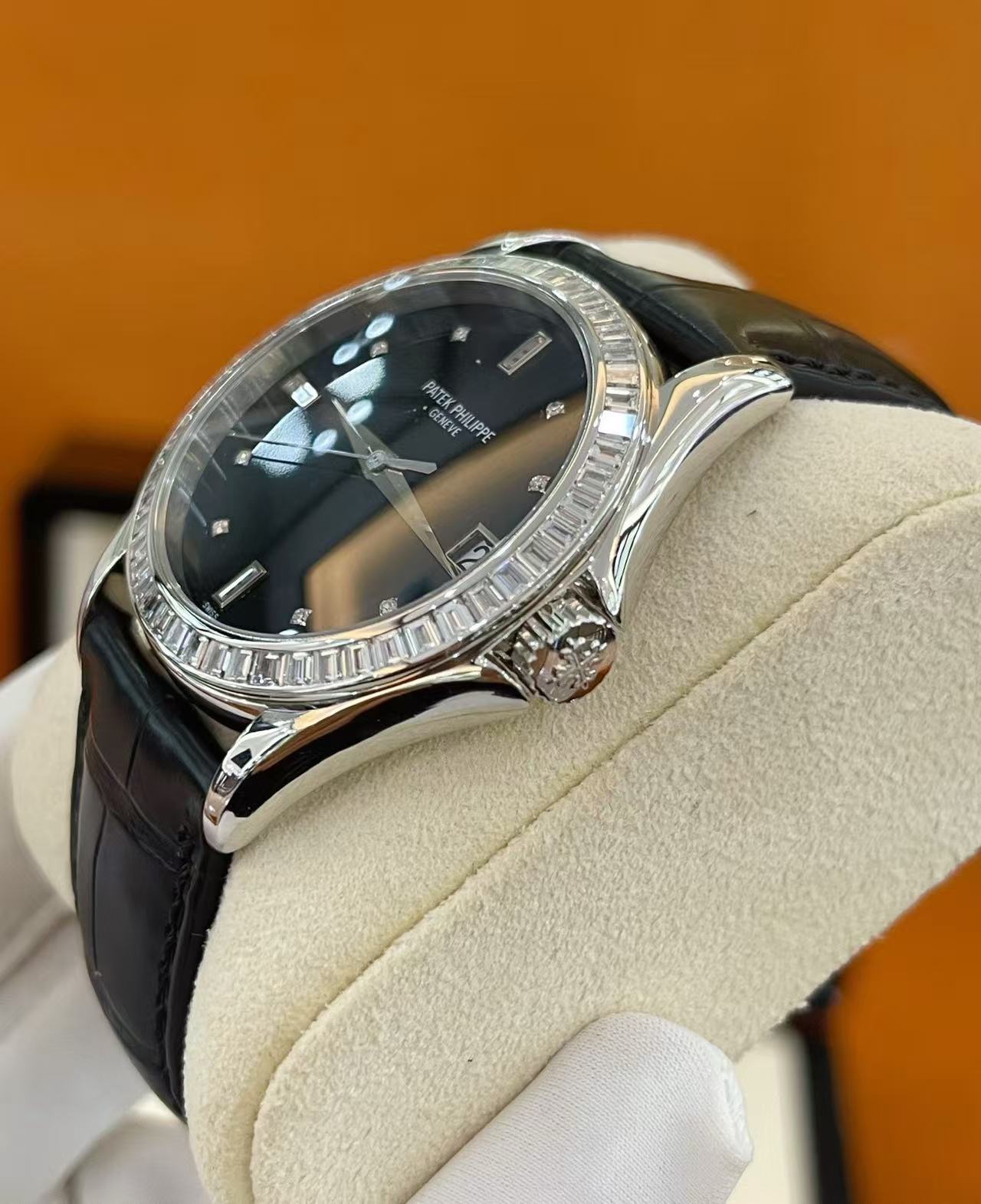 Patek Philippe 5118-P-001