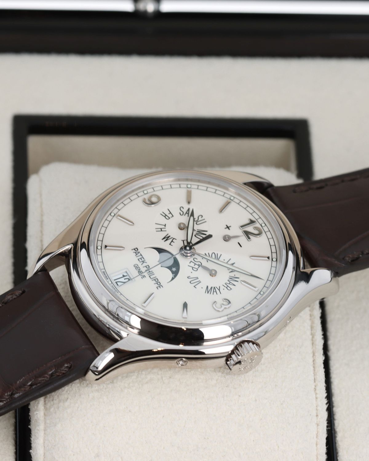 Patek Philippe 5146G-001