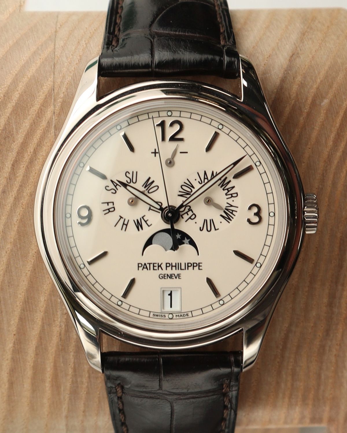 Patek Philippe 5146G-001