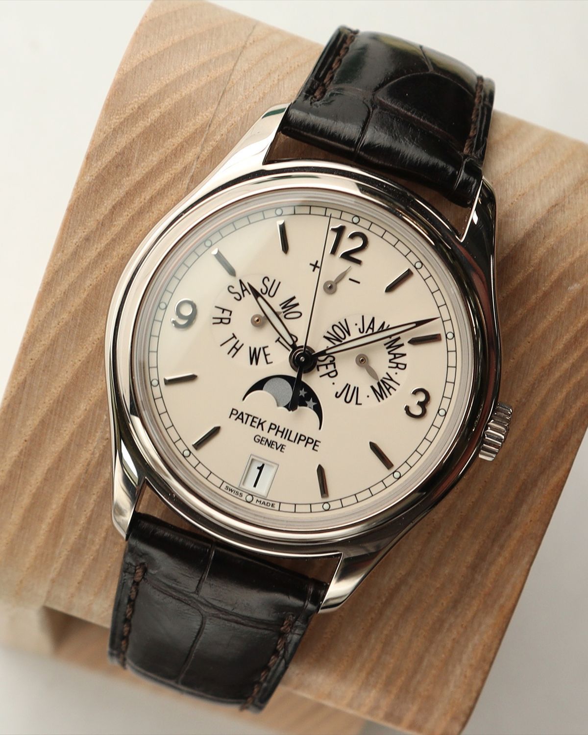 Patek Philippe 5146G-001