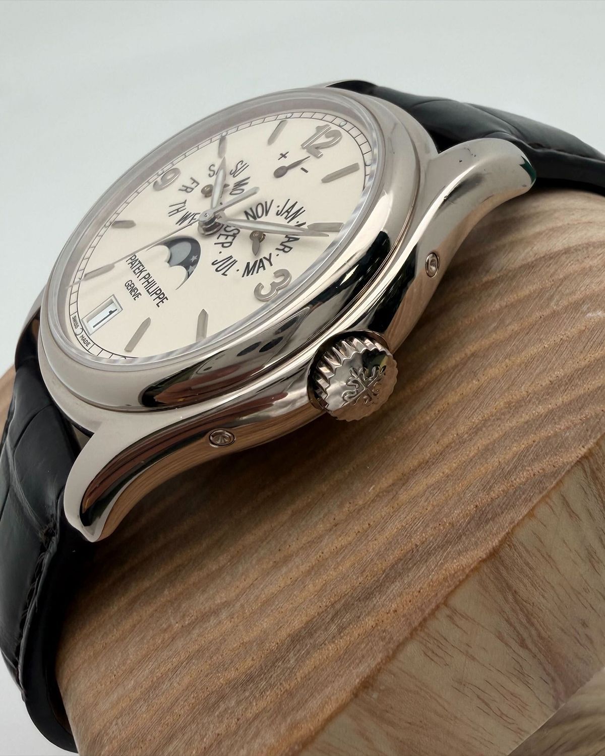 Patek Philippe 5146G-001