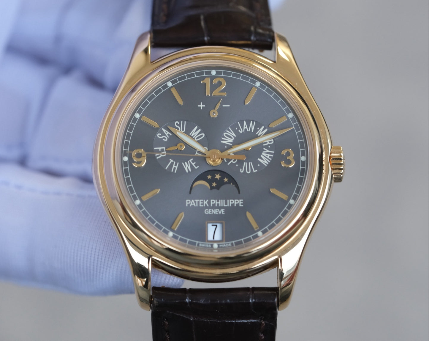 Patek Philippe 5146J-010