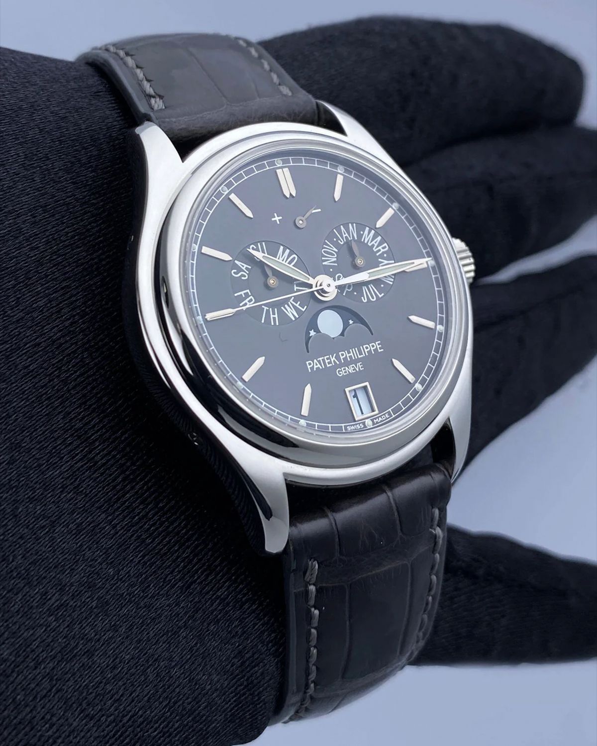 Patek Philippe 5146P-001