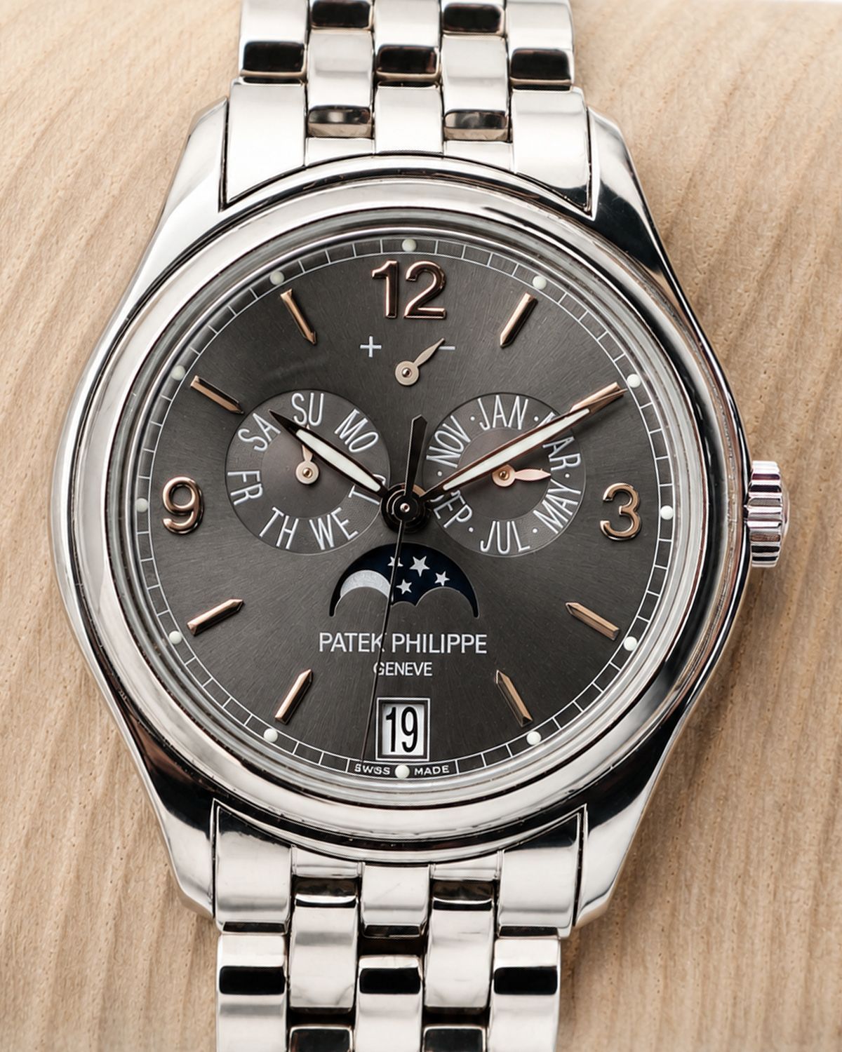 Patek Philippe 5146/1G-010