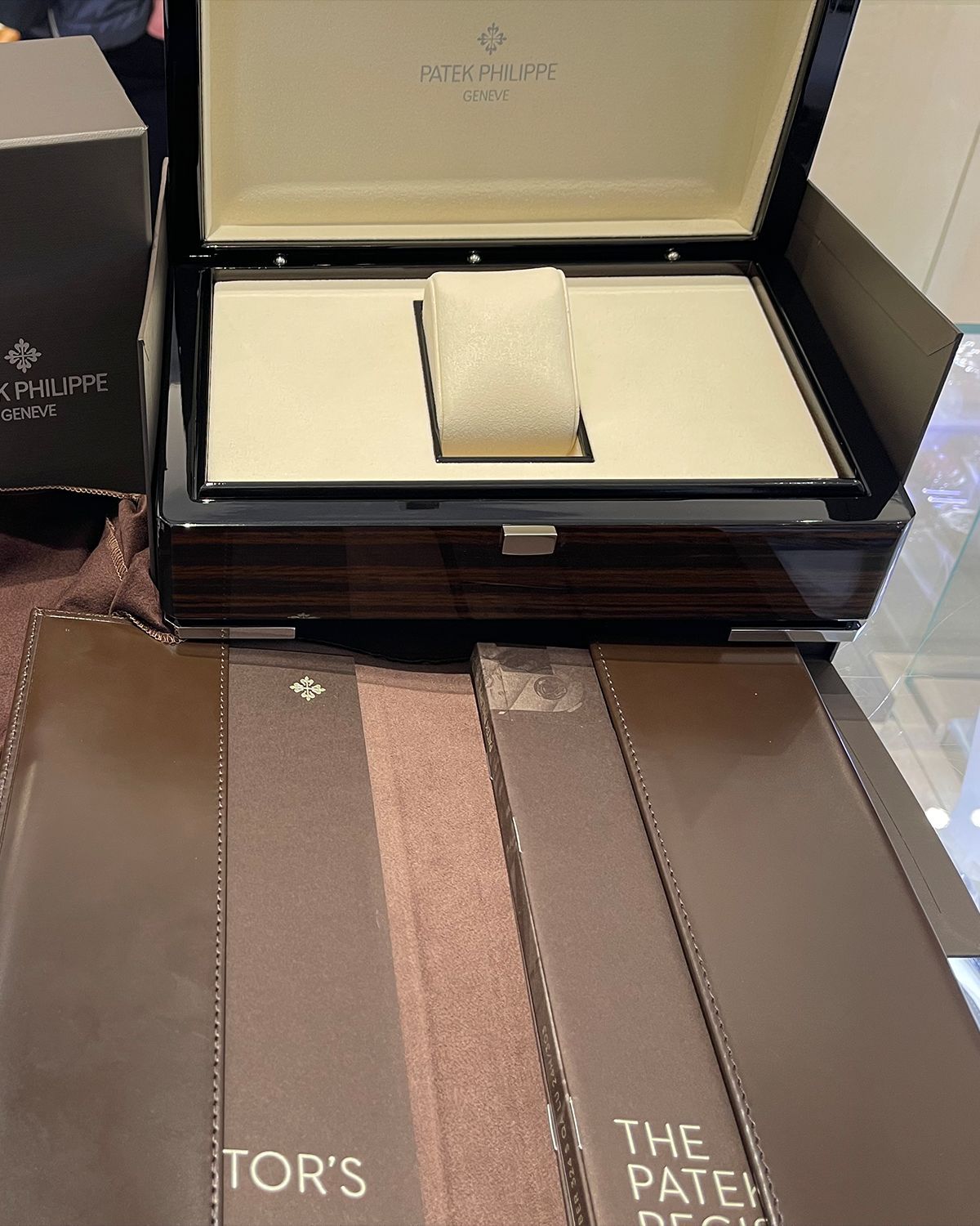 Patek Philippe 5164G-001