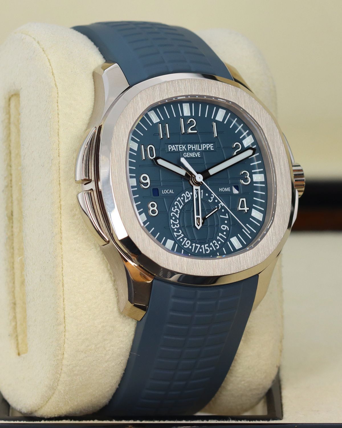 Patek Philippe 5164G-001