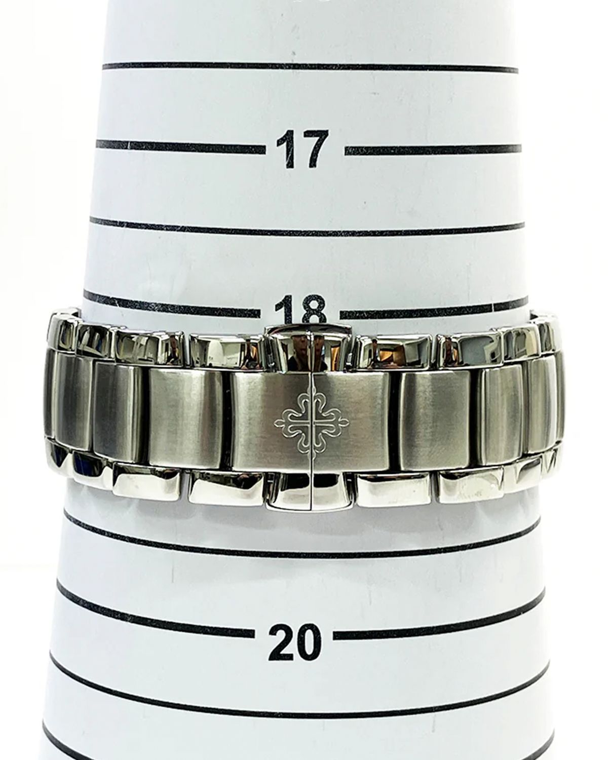 Patek Philippe 5167A-001