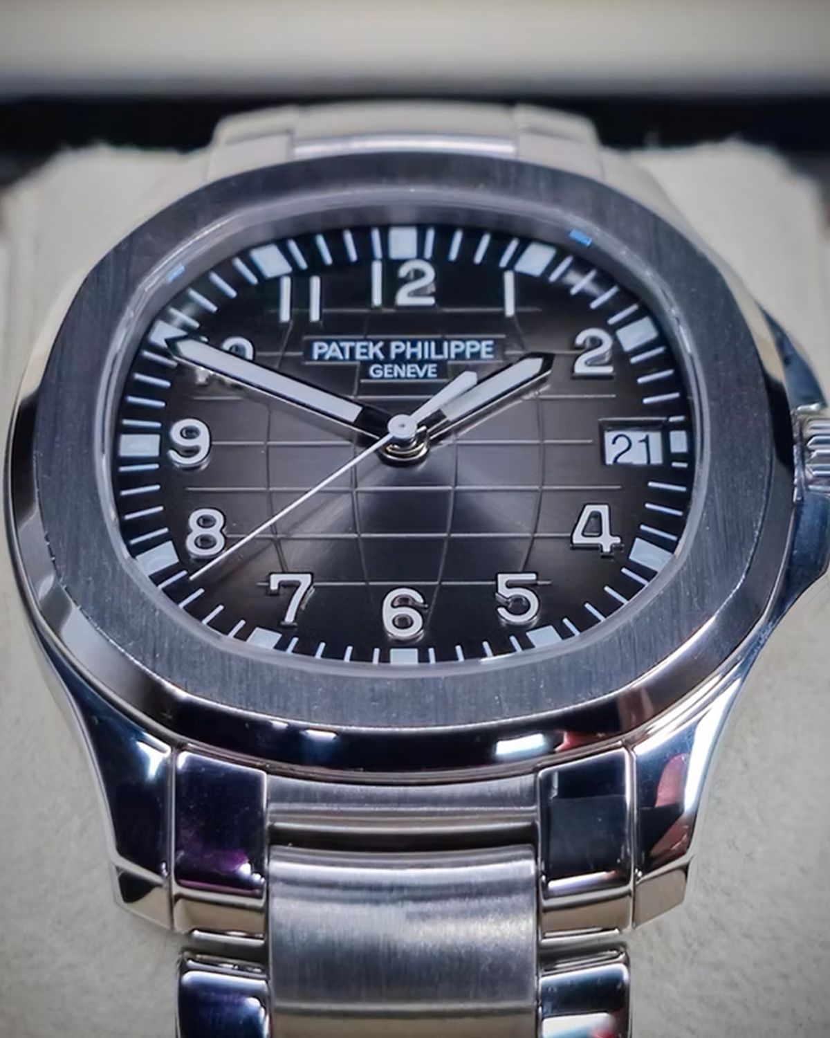 Patek Philippe 5167/1A-001