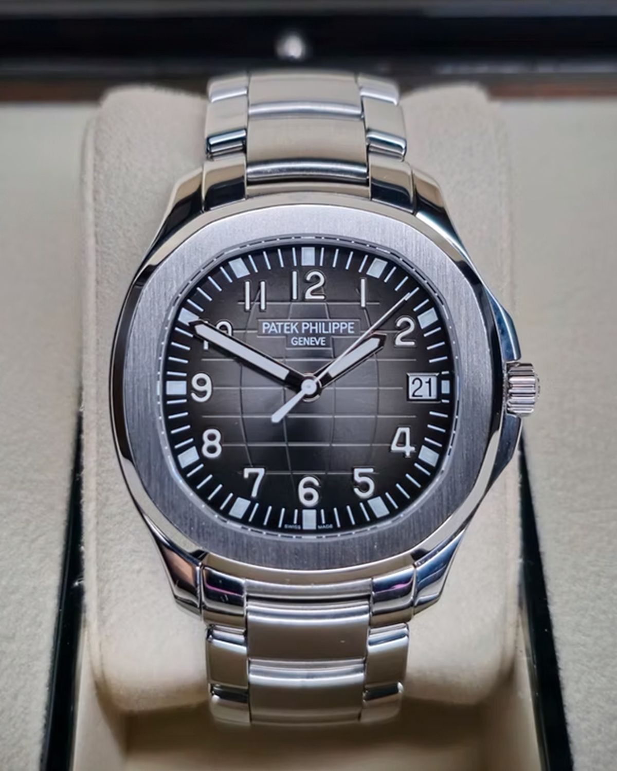 Patek Philippe 5167/1A-001