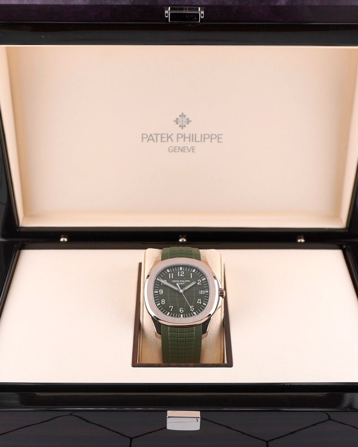 Patek Philippe 5168G-010