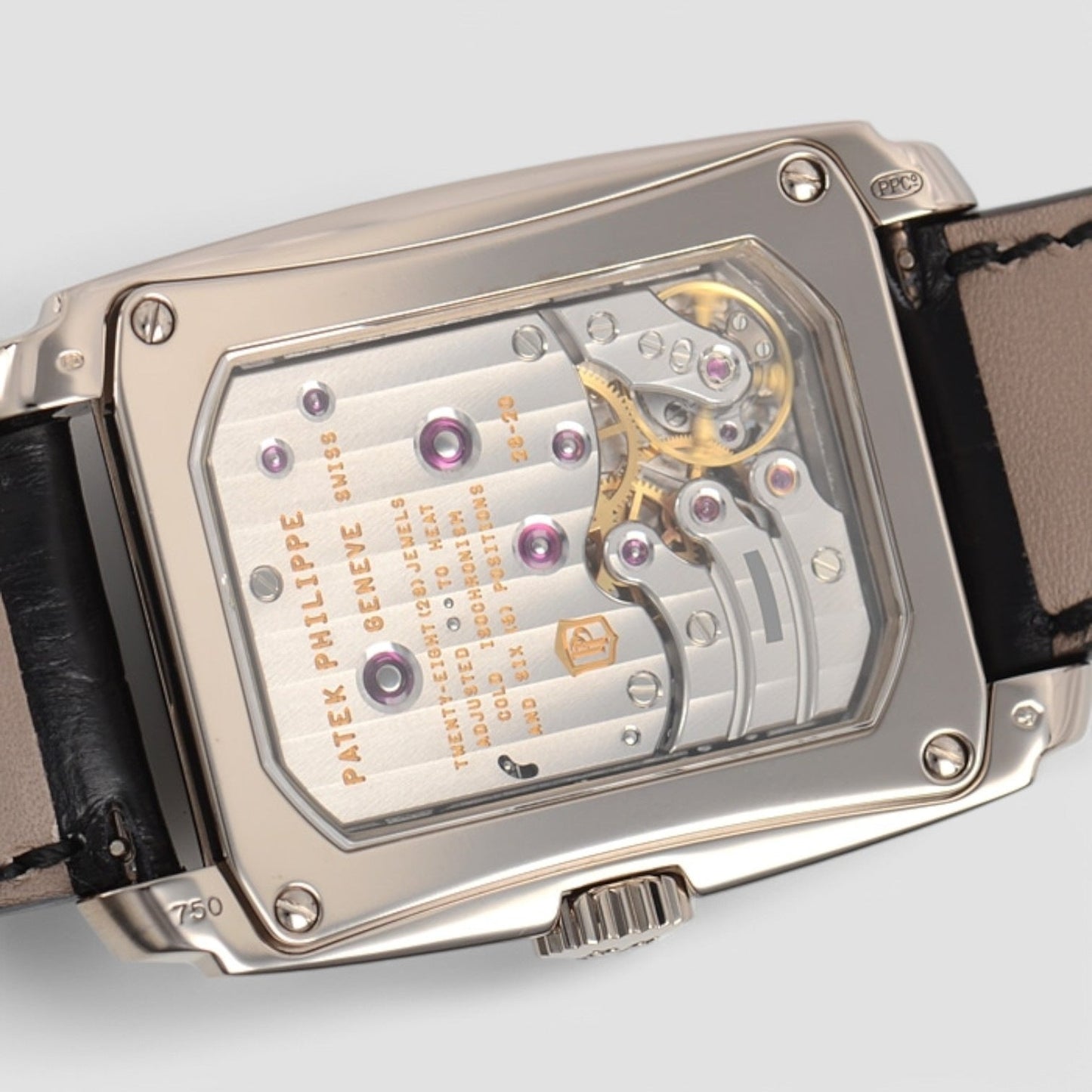 Patek Philippe 5200G-010