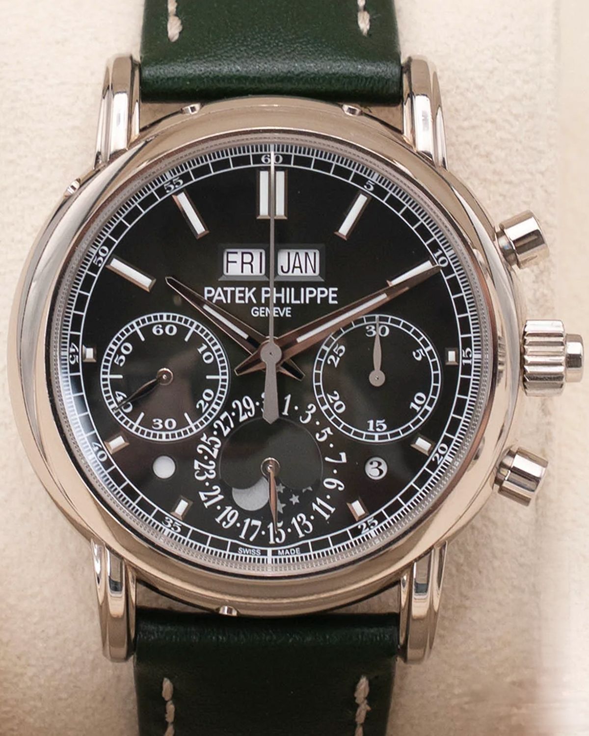 Patek Philippe 5204G