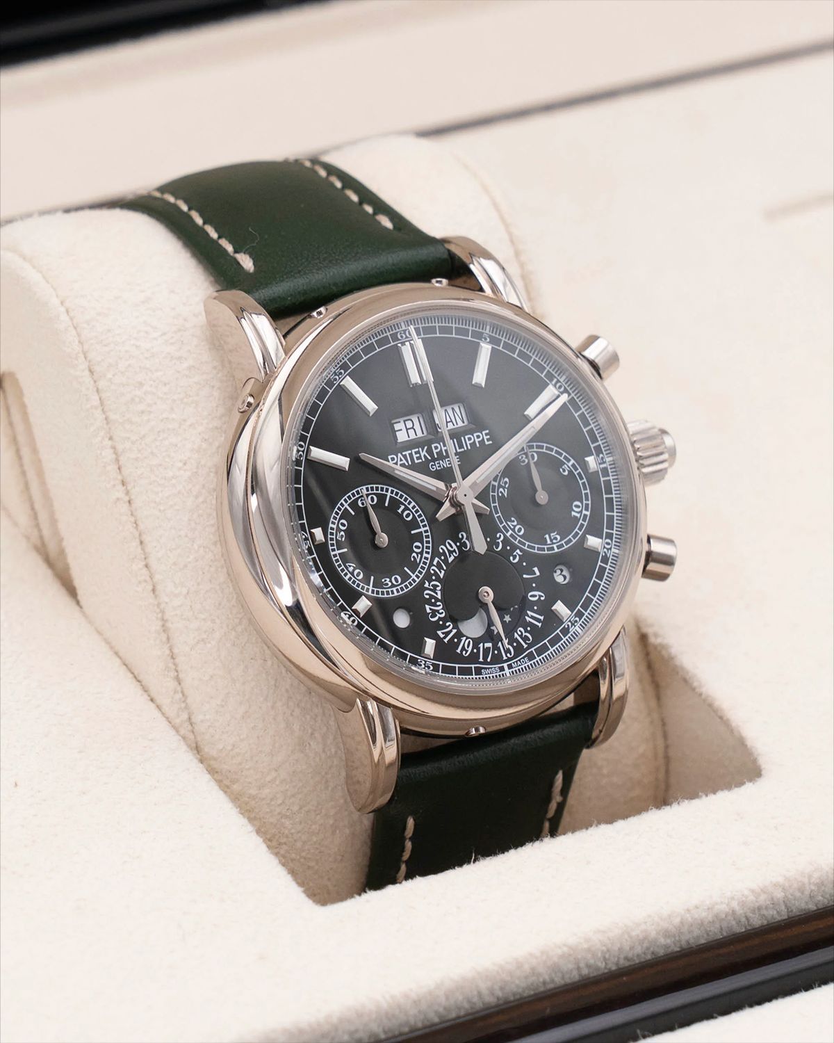 Patek Philippe 5204G