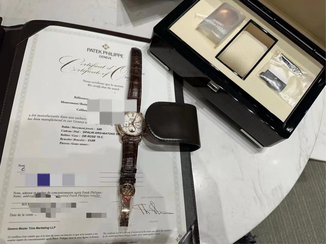 Patek Philippe 5204R-001