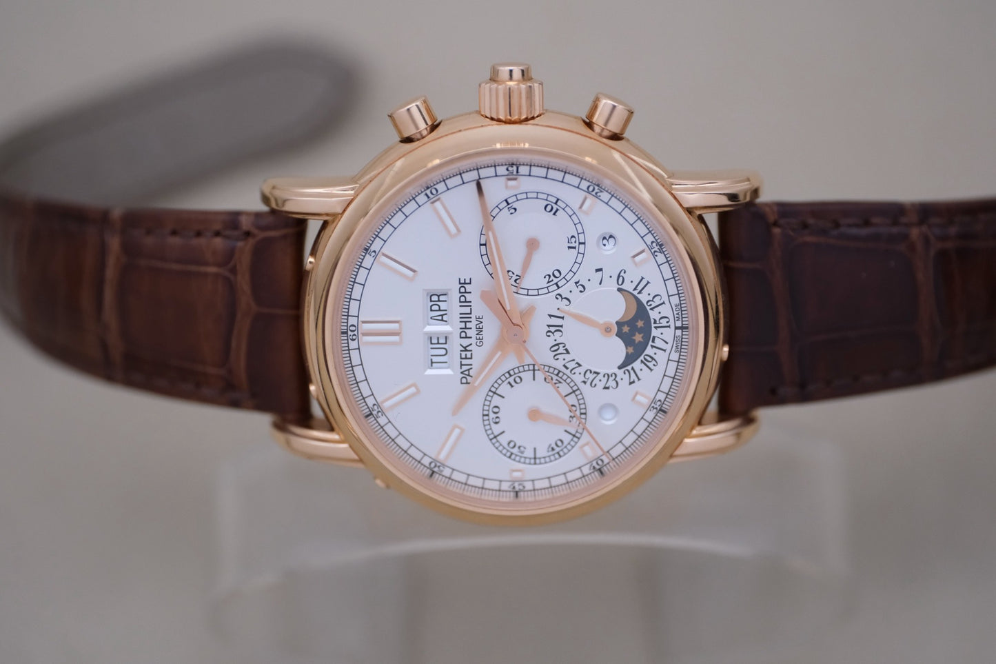 Patek Philippe 5204R-001