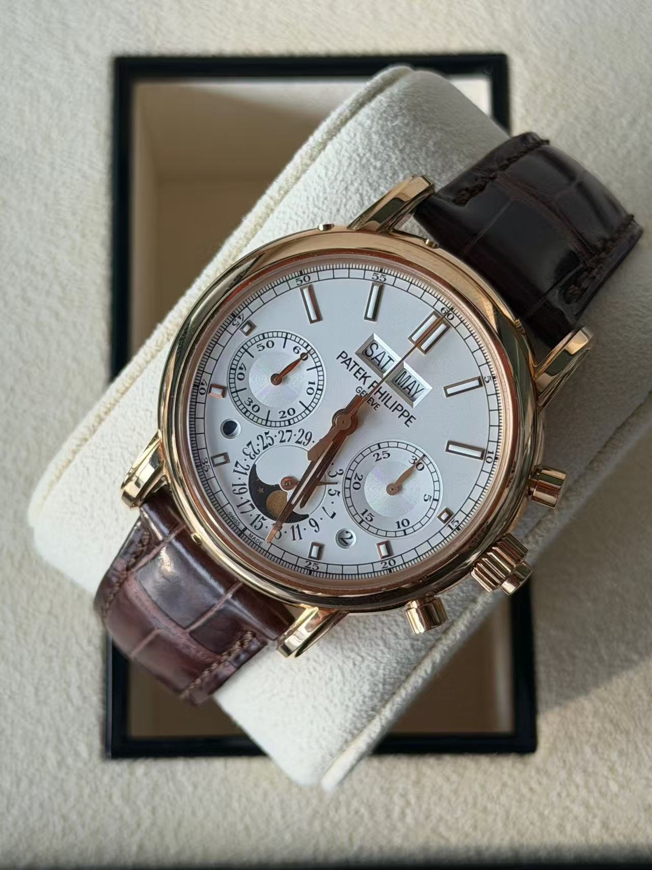 Patek Philippe 5204R
