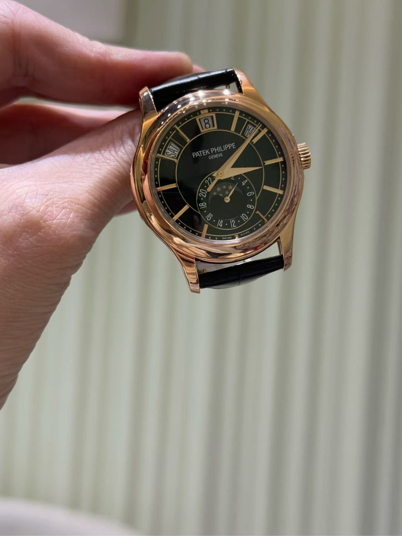 Patek Philippe 5205R-010