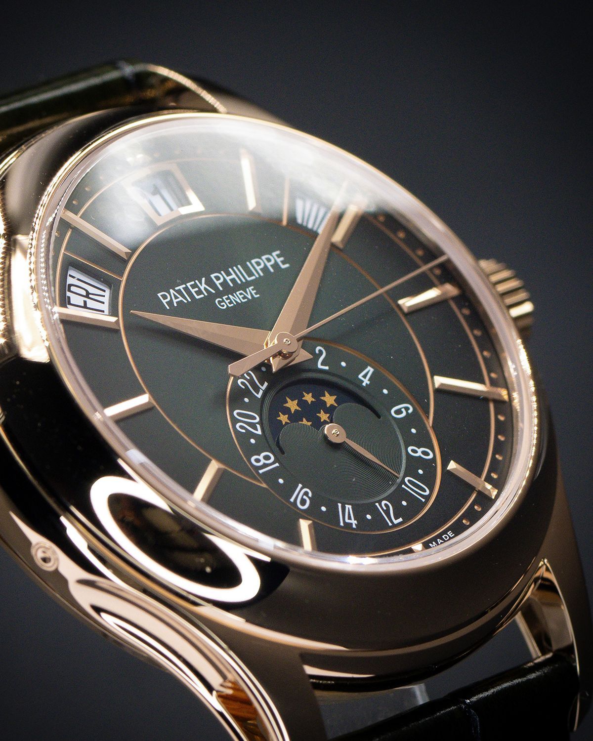 Patek Philippe 5205R-011