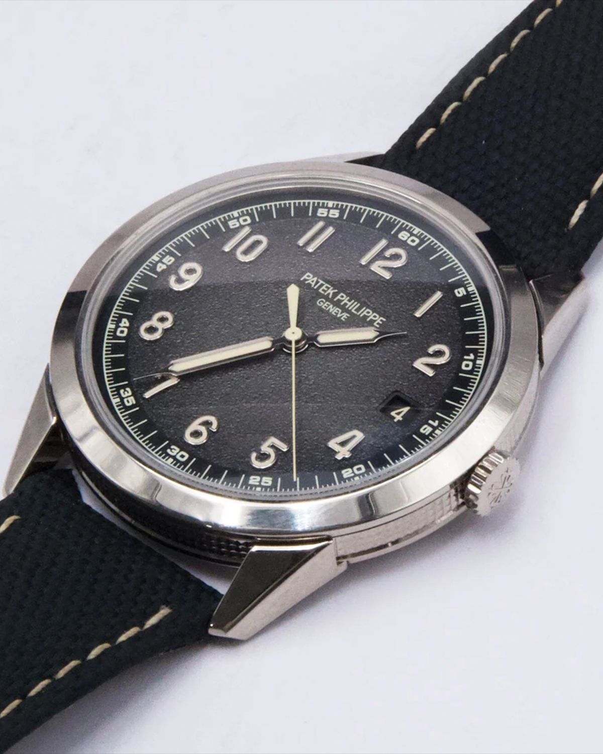 Patek Philippe 5226G-001