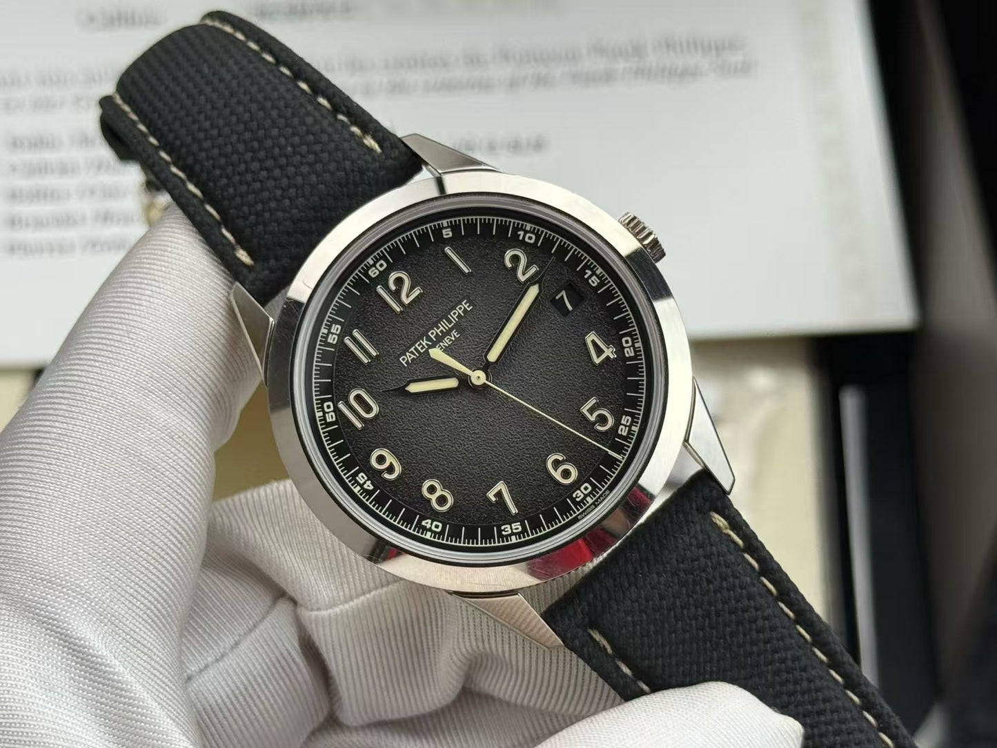 Patek Philippe 5226G-001