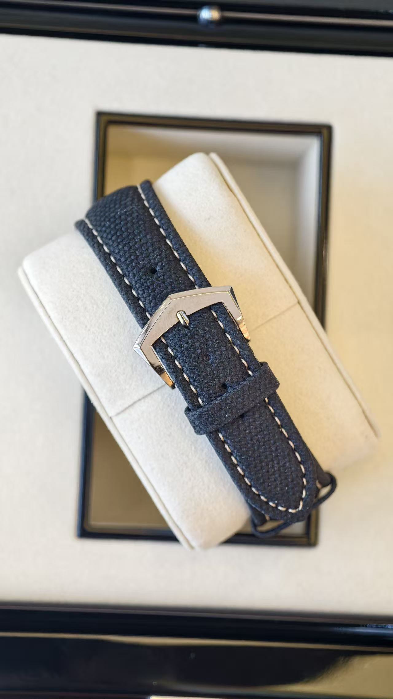 Patek Philippe 5226G-001