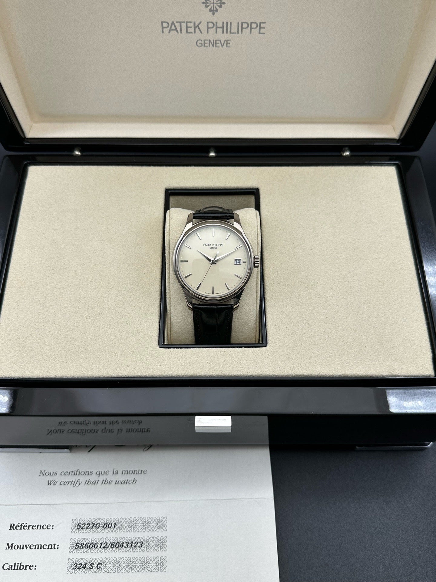 Patek Philippe 5227G-001